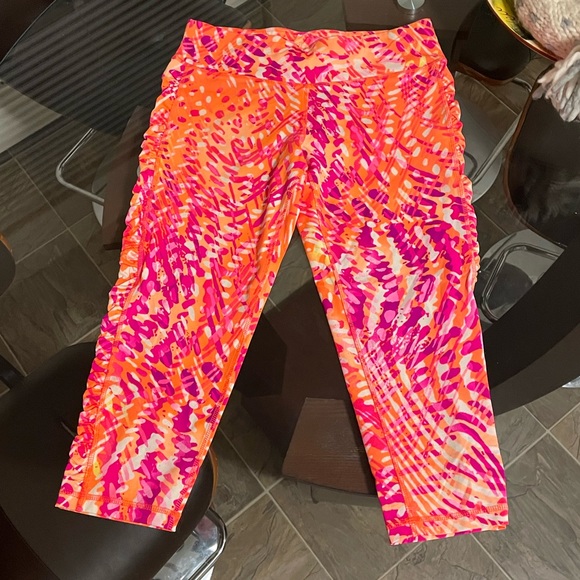 Calvin Klein Performance Leggings. Bright Neon Capris Size Large. - Picture 2 of 7